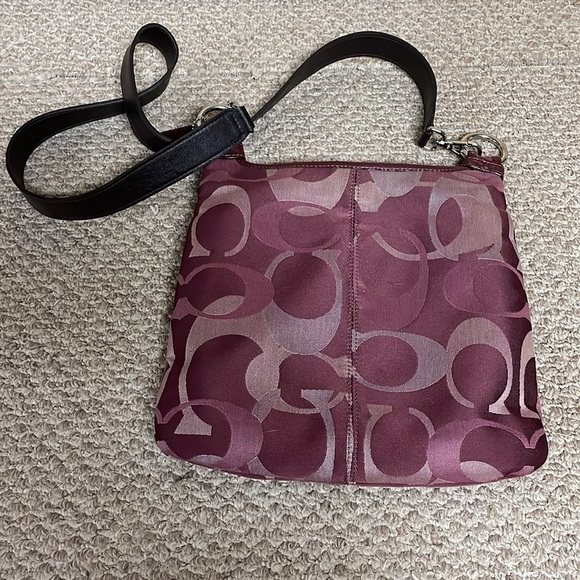 Vintage Coach Purple With Black Leather Logo Print Crossbody Bag 10.5” by 10.5” - Picture 7 of 7